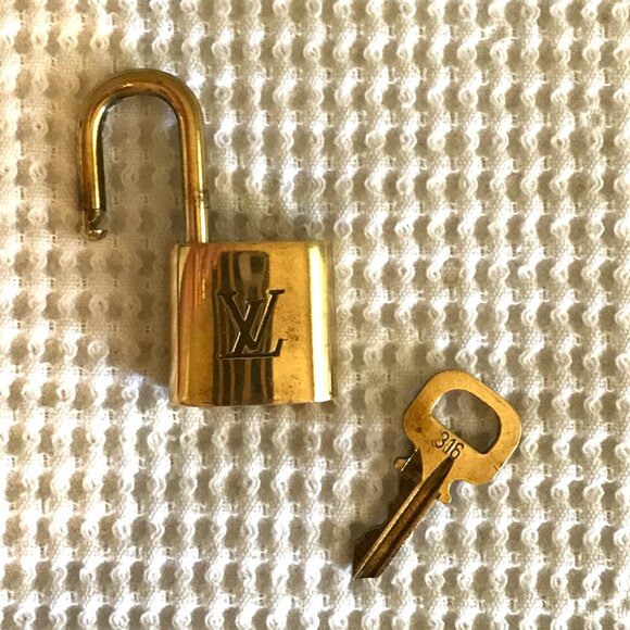 Louis Vuitton Solid Brass Luggage Lock with Key #316 - Picture 9 of 12